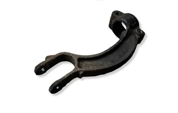 Audi A7 S7 4G Lower shock absorber bracket 8K0413