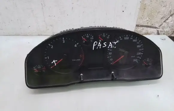 Audi A6 S6 C5 4B Speedometer (instrument cluster) 4B0920932Q