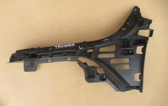 Renault Talisman Front bumper mounting bracket