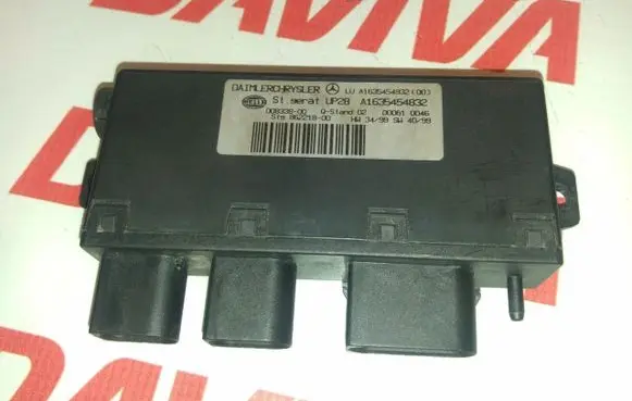 Mercedes-Benz C AMG W204 Other control units/modules A1635454832 A1635454932