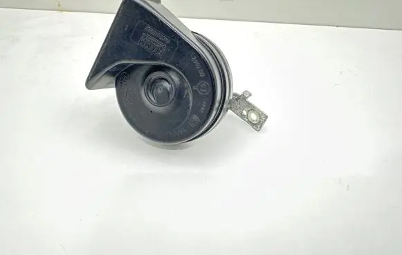 Maserati Levante Horn signal 670037596