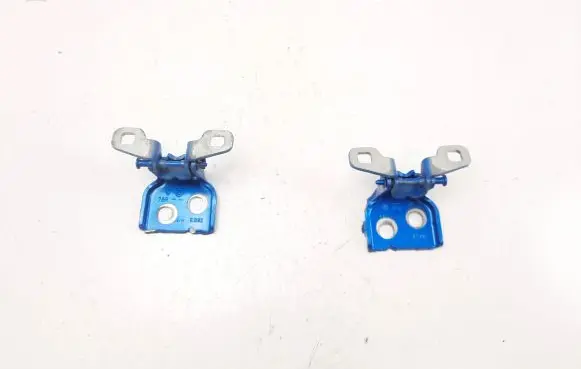 Dacia Sandero Rear door hinge set 26R 76R