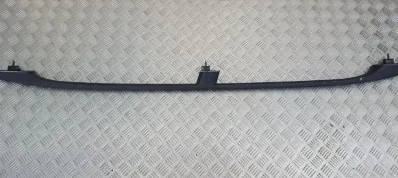 Hyundai Trajet Roof bar rail