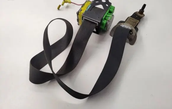 Toyota Verso Front seatbelt buckle