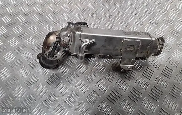 BMW 5 F10 F11 EGR valve cooler 7810751 781087102