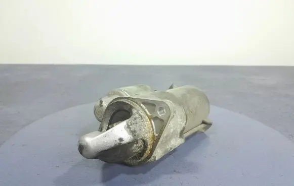 Opel Insignia A Starter motor