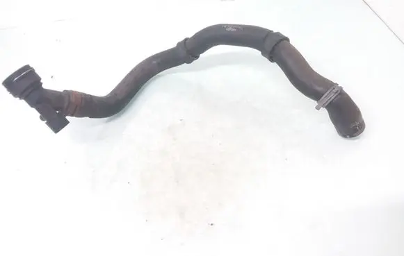 Skoda Fabia Mk2 (5J) Engine coolant pipe/hose 6Y0121086F