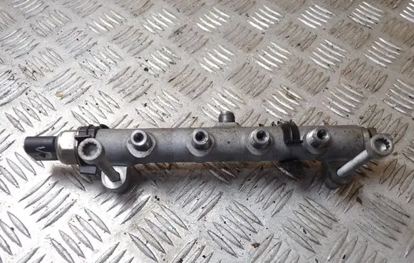 Porsche Cayenne (92A) Fuel main line pipe 057130089Q 00000179