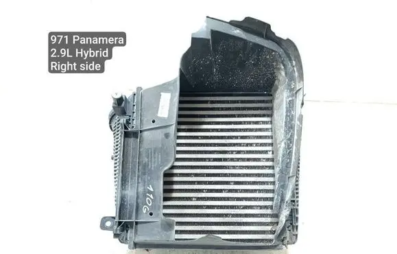 Porsche Panamera (971) Intercooler radiator 971145804C