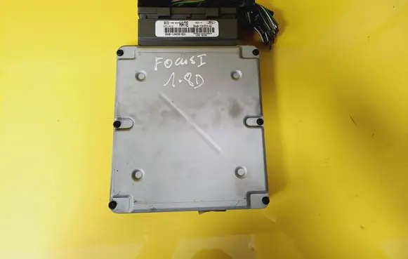 Ford Focus Engine control unit/module 98AB12K523AG 98AB12A650BGH