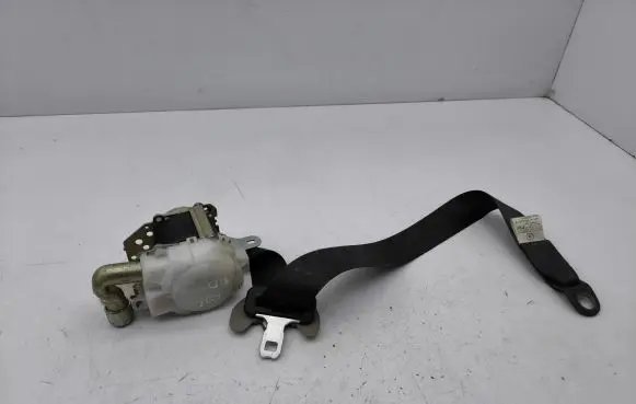 Toyota RAV 4 (XA30) Front seatbelt 7Q1410P 628203