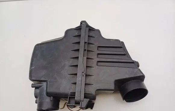 Toyota Yaris Air filter box