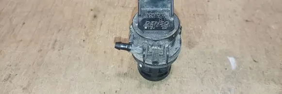 Toyota RAV 4 (XA30) Windscreen/windshield washer pump 8533060160 0602104501