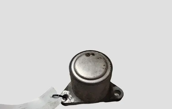 KIA Carens II Generator/alternator belt tensioner