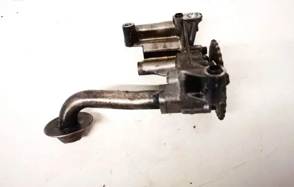 Volkswagen Sharan Oil pump 06a115105b