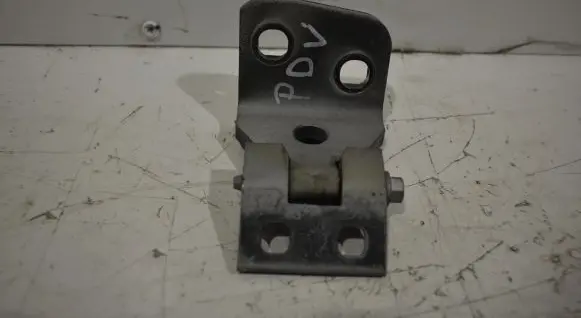 BMW X3 E83 Front door upper hinge