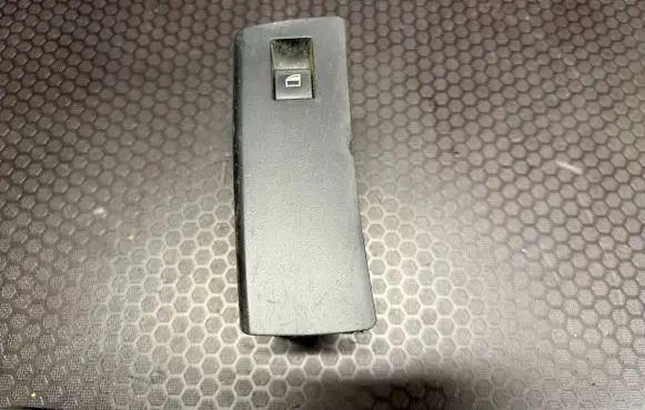 BMW X5 E53 Electric window control switch 6916601
