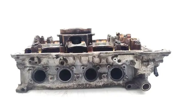 BMW 3 E90 E91 Engine head 7559168