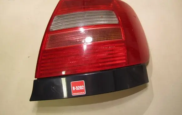 Audi A4 S4 B5 8D Rear/tail lights 8D0945096D