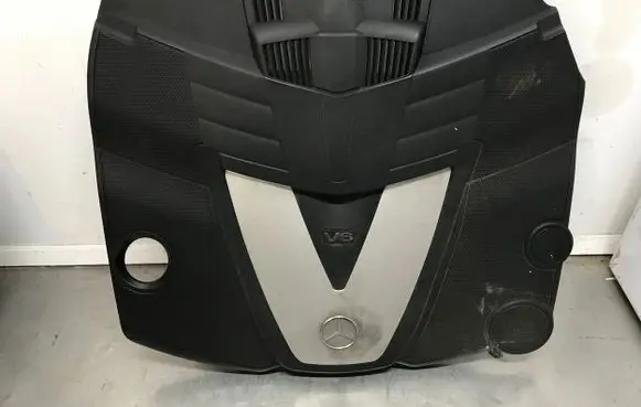 Mercedes-Benz CLS C219 Engine cover (trim) A6420101667