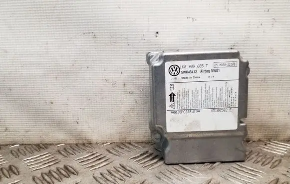 Skoda Octavia Mk2 (1Z) Airbag control unit/module 1K0909605T