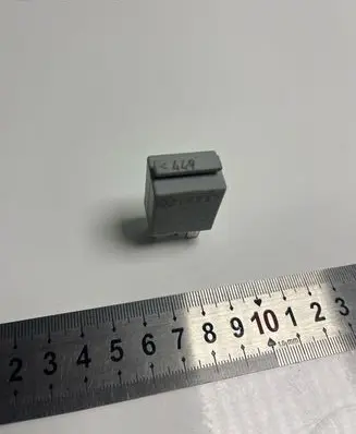 Volkswagen PASSAT B6 Other relay 1K0951253