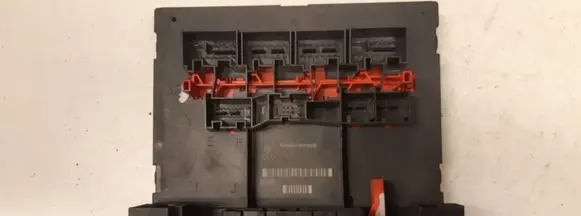 Volkswagen PASSAT B6 Power management control unit 3C0937049AD