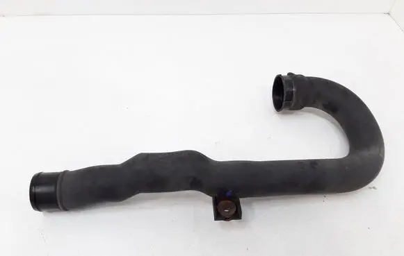 Nissan Almera N16 Intercooler hose/pipe