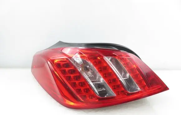 Peugeot 508 Rear/tail lights 9686293780