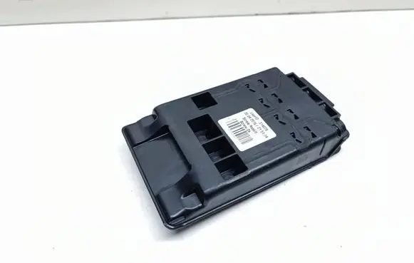BMW 2 F46 Current control relay 9321022