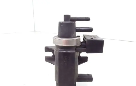 Mercedes-Benz A W169 Turbo solenoid valve A0051535528 70078200