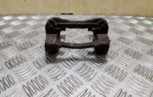 Hyundai ix35 Brake caliper pad carrier rear 