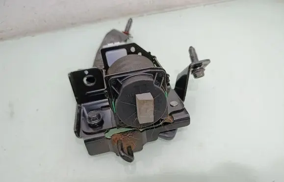 Hyundai i40 Rear seatbelt 898203Z000RY