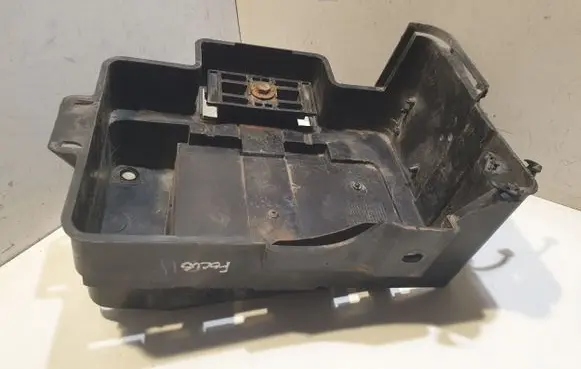 Battery box tray