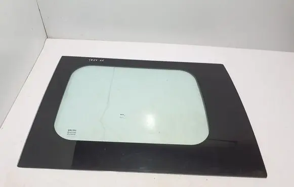 Renault Trafic II (X83) Rear side window 8200672745