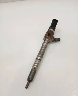 Fuel injector