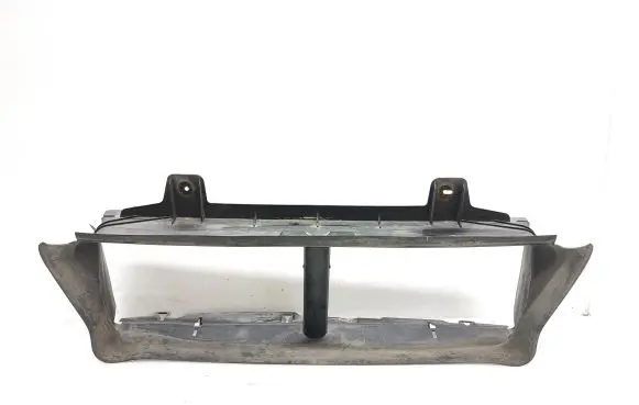 Ford Focus Intercooler air guide/duct channel BM518314BC D2L4A