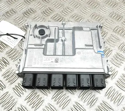 BMW X5 G05 Engine control unit/module 7102358 0281040050