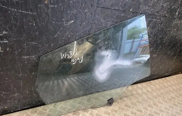 Hyundai Kona II Rear door window glass