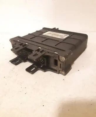 Volkswagen Transporter - Caravelle T4 Gearbox control unit/module 01P927733B