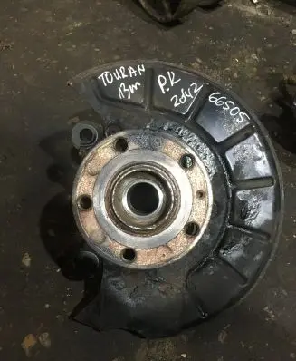 Volkswagen Touran II Front wheel hub 1K0407255