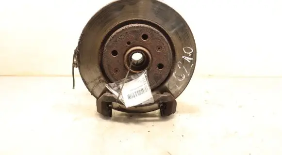 Suzuki Swift I Front wheel hub spindle knuckle