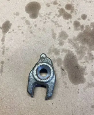 Dacia Duster II Fuel Injector clamp holder