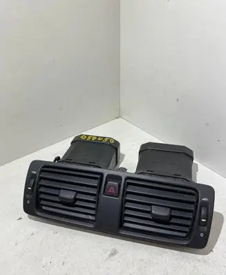 Volvo V50 Dash center air vent grill