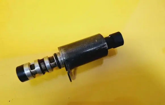 Opel Zafira A Camshaft vanos timing valve 