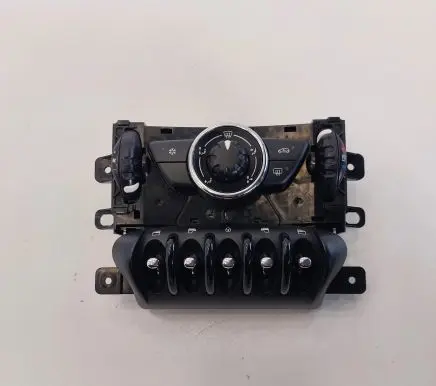 Mini Cooper Countryman R60 Climate control unit E1060548