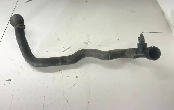 Volkswagen Touran I Engine coolant pipe/hose 1k0122291