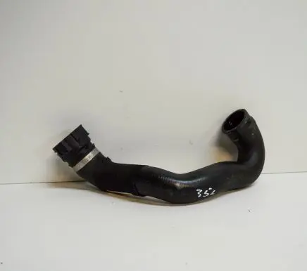 BMW 5 F10 F11 Engine coolant pipe/hose 7593513010
