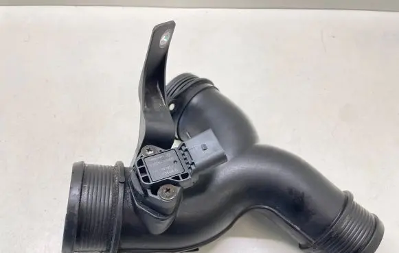 Audi Q7 4L Intercooler hose/pipe 7L6145770G 7L6145795R
