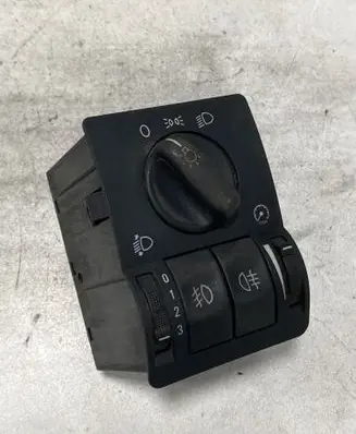 Opel Zafira A Light switch 09133249